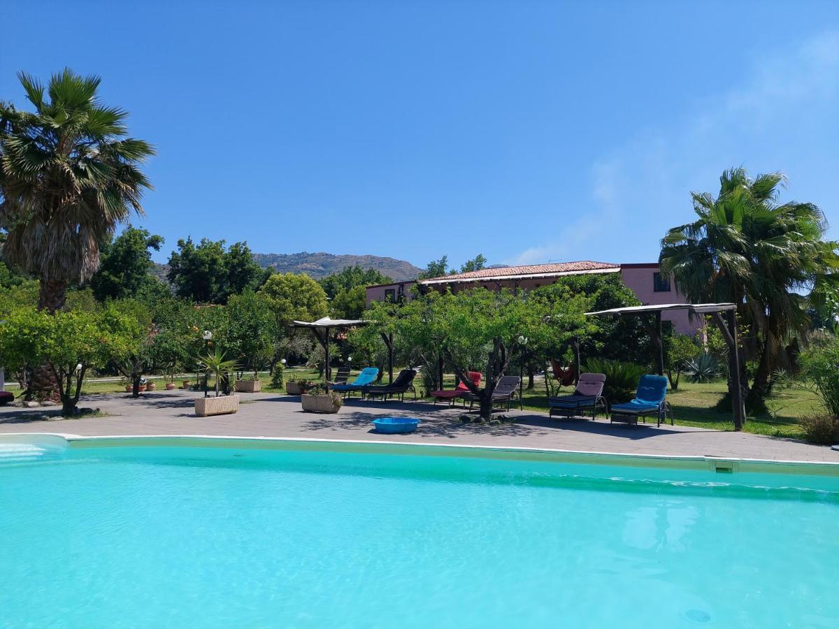 Villa Piersepp B&B Trappitello Eksteriør billede